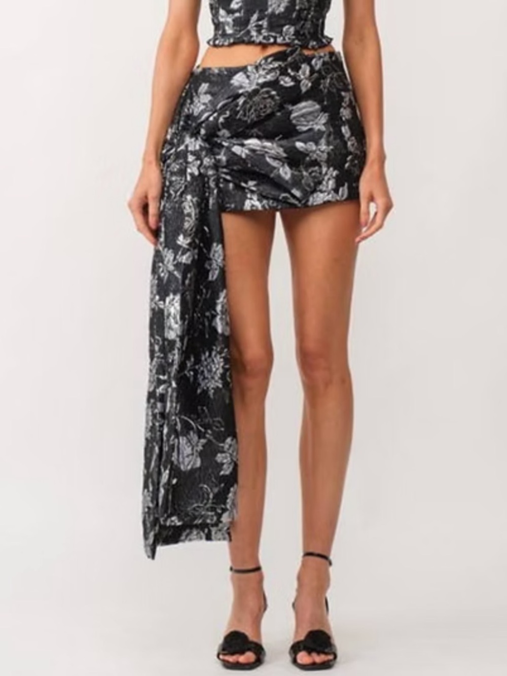 Sophie The Label Floral Printed Jacquard 3D Bow
Mini Skirt New With Tags Small